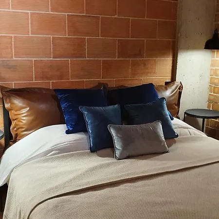 Apartament Two-level Catchy Loft & Castle Alicante